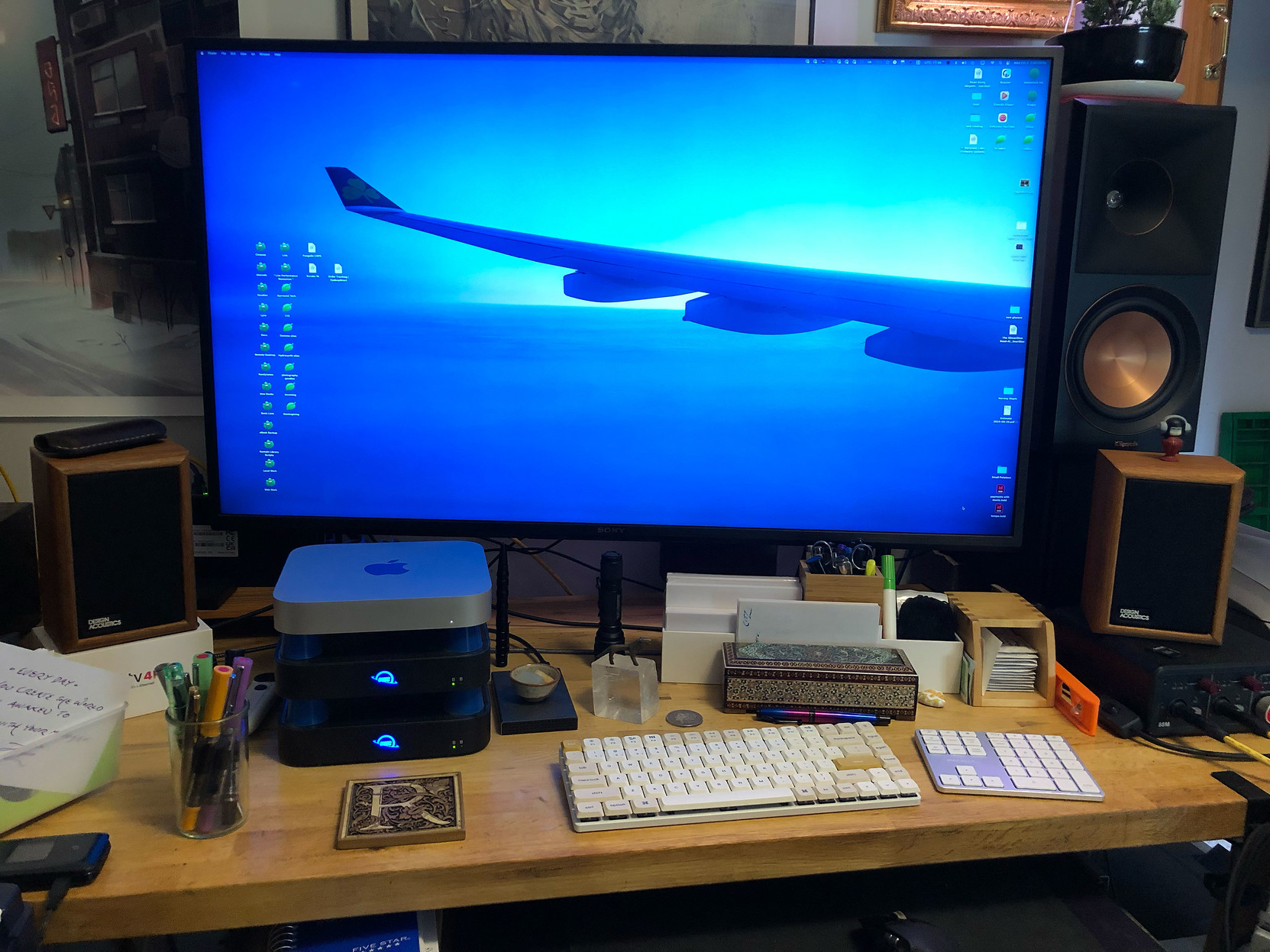 It’s a little dark, but you can see the freebie speakers on either side. That’s a 43” monitor.