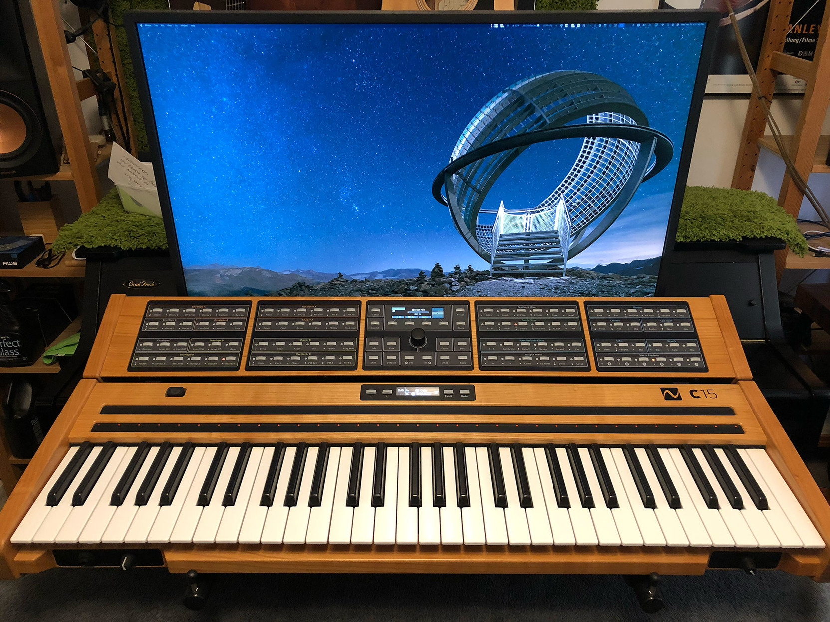 I’m OK to go … I’m OK to go … 

The update’s a success, and I’m ready to use the C15’s dedicated monitor for programming.